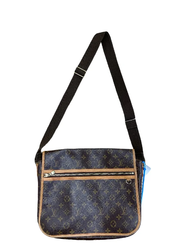 Louis Vuitton Petite Malle bags with a hard - shell structure for uniquenessHandbag Luxury Designer By Louis Vuitton Bosphore Messenger Bag Monogram canvas GM  Size: Medium