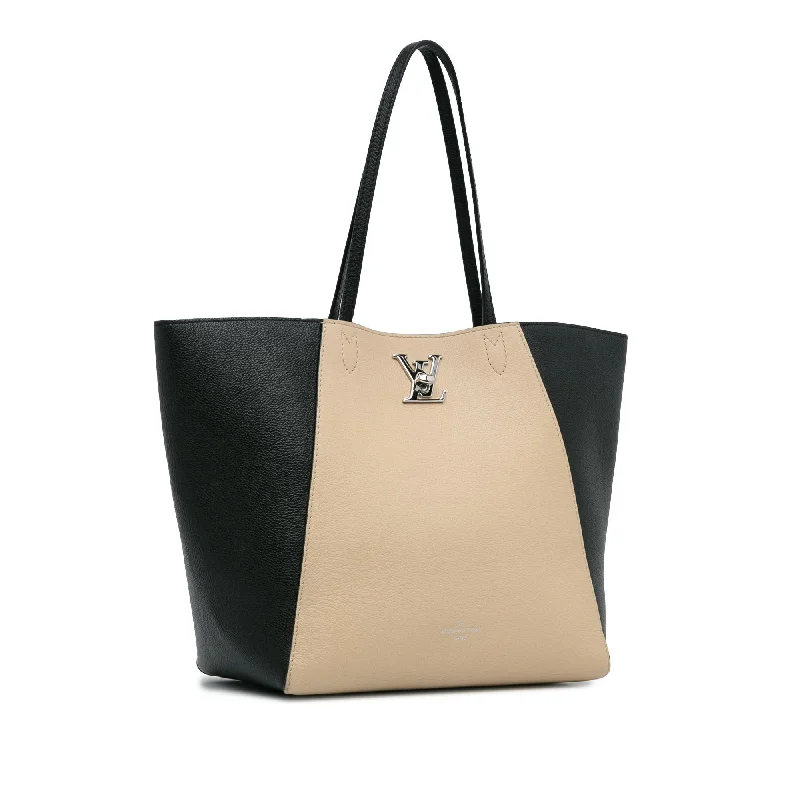 Louis Vuitton crossbody bags with a woven leather strap for textureLouis Vuitton LockMe Cabas (wHJVA1)