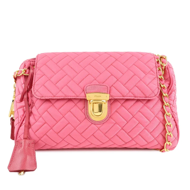 Prada handbags with a beaded trim for a touch of glamour and elegancePRADA Nylon Leather Chain Shoulder Bag Pink BR4965