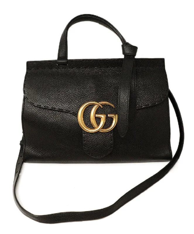 Ladies Gucci shoulder bags with a tassel decorationGucci Black Leather Shoulder Bag