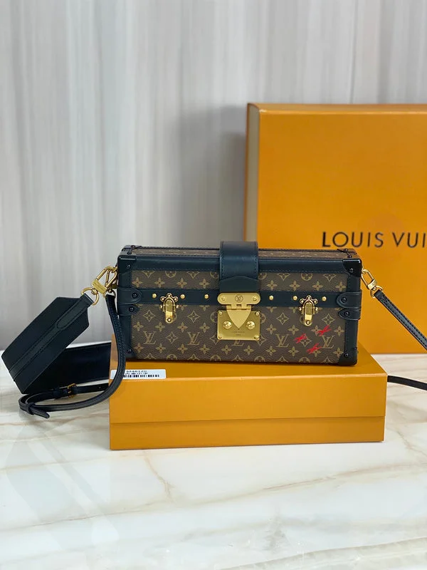 Small - sized Louis Vuitton Pochette Metis bags for a compact carryBoldCollect - LOUIS VUITTON BAGS - 1914