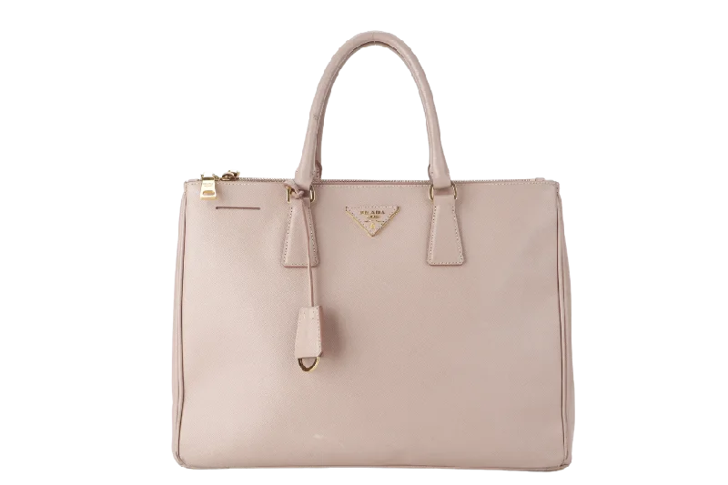 Ladies Prada shoulder bags with a single - handle design for simplicityPRADA GALLERIA (BN1802) LIGHT PINK VITELLO DAINO LEATHER GOLD HARDWARE NO DUST COVER