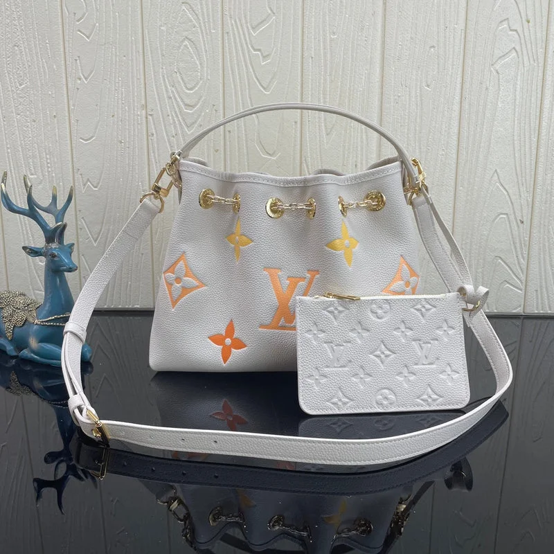 Louis Vuitton tote bags with a water - resistant coating for outdoor useBoldCollect - LOUIS VUITTON Bags - 195