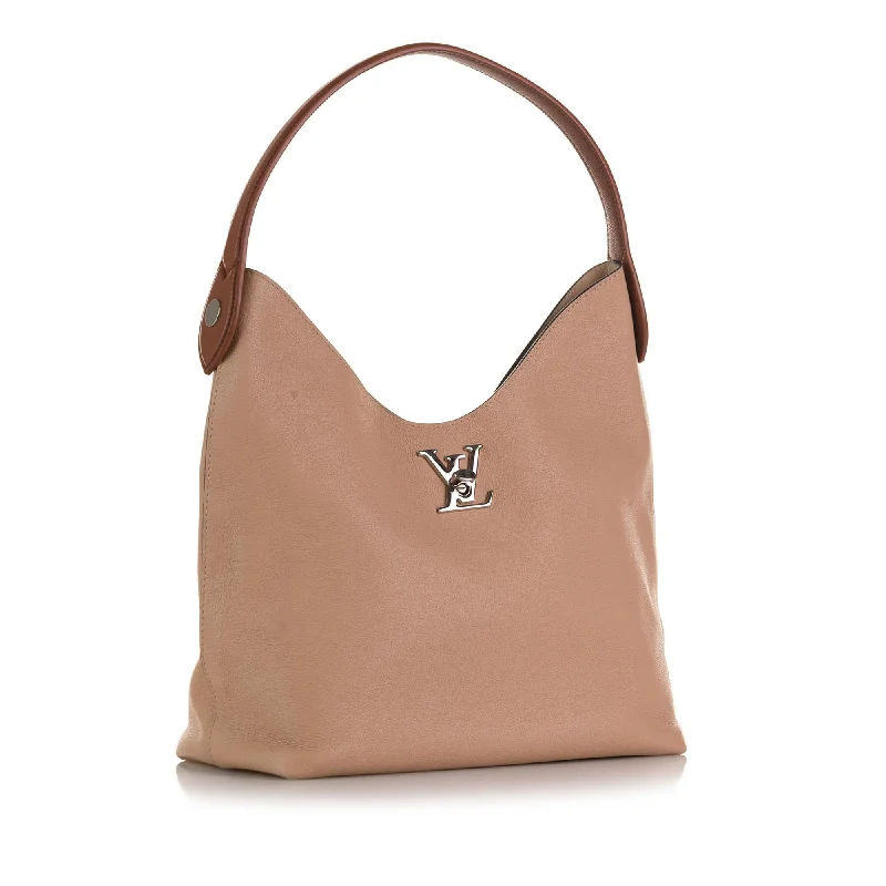 Louis Vuitton handbags with a beaded trim for a touch of glamourLouis Vuitton Lockme Hobo (z4pSE8)