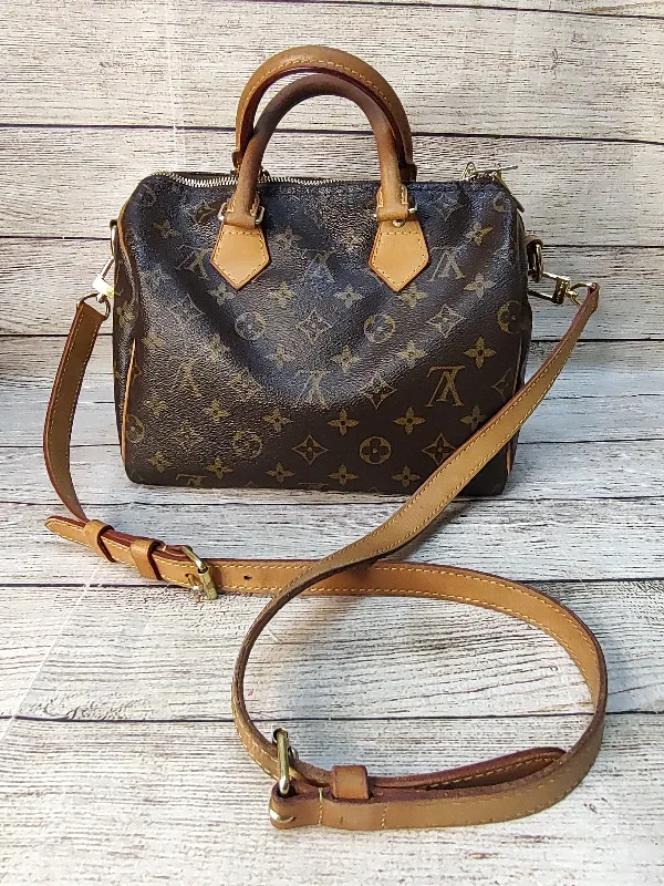 Louis Vuitton bags with a zip - around closure for enhanced securityHandbag Luxury Designer By Louis Vuitton  Size: Medium