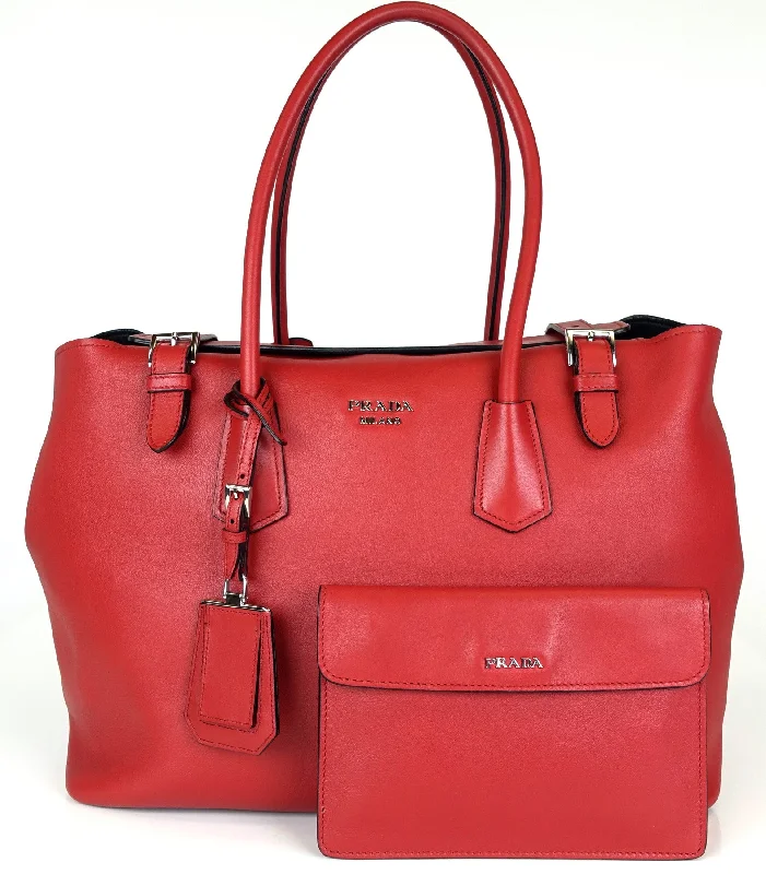 Ladies Prada Galleria bags with a detachable shoulder strapCalf Leather Buckle Tote Bag