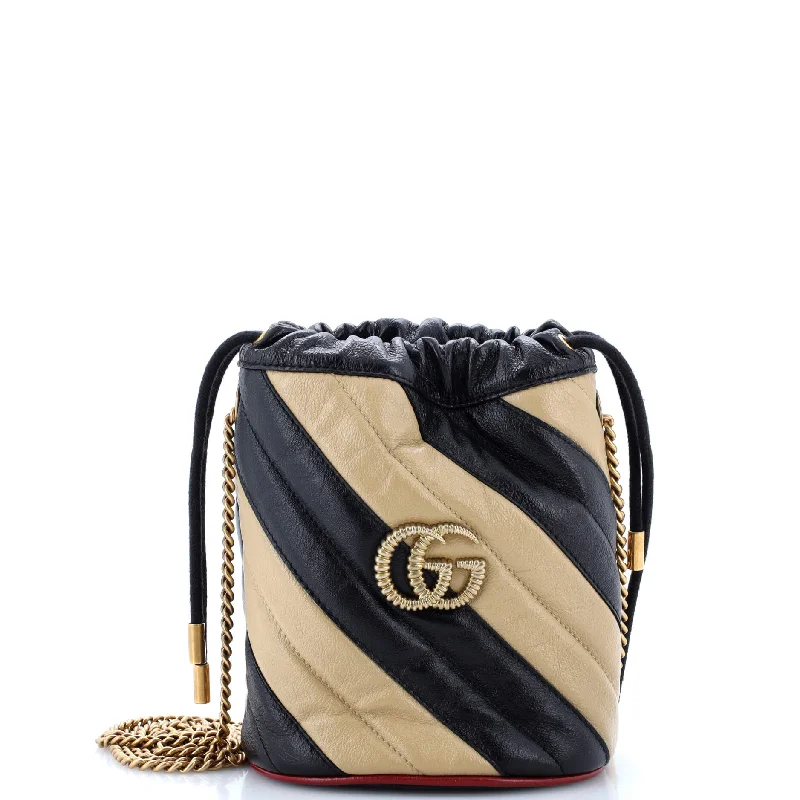 Women Gucci bags with a front - flap pocket for quick - access itemsGG Marmont Bucket Bag Diagonal Quilted Leather Mini