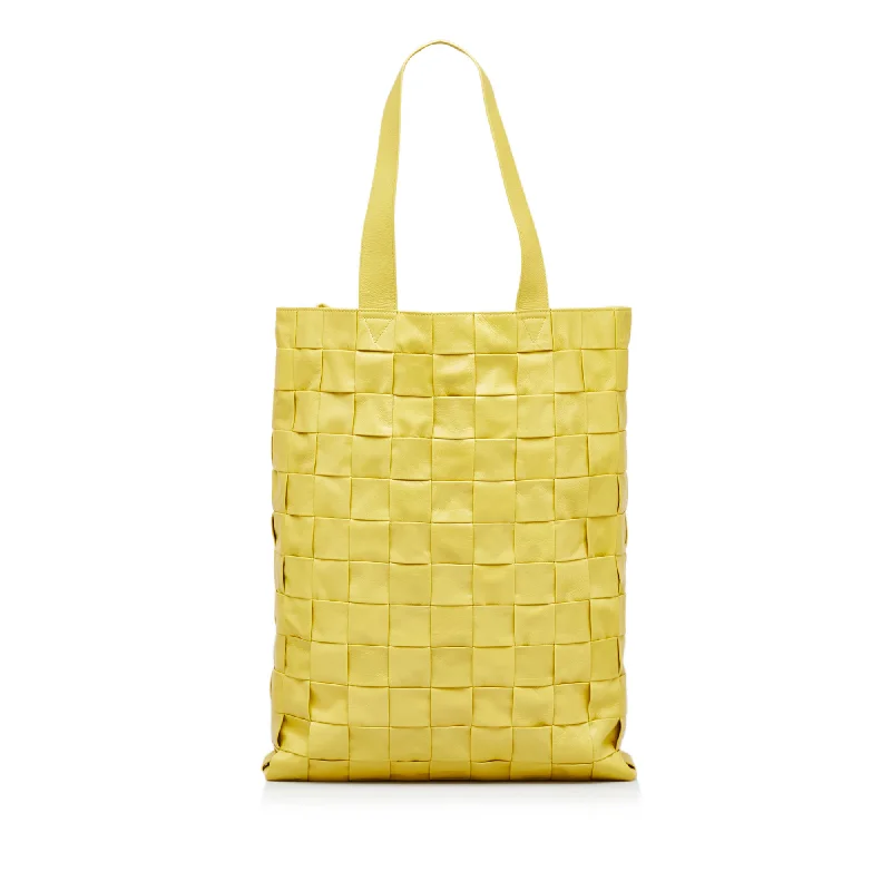 Bottega Veneta classic intrecciato bags in blackYellow Bottega Veneta Maxi Nappa Intrecciato Cassette Tote