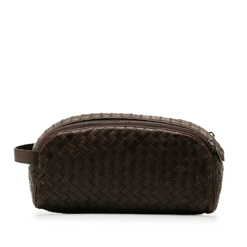 Bottega Veneta bags with unique textureBrown Bottega Veneta Intrecciato Clutch Bag