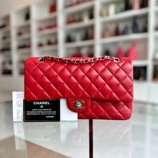 Chanel bags with chain and leather strap combinations*Receipt* Medium Lambskin Red SHW No 18