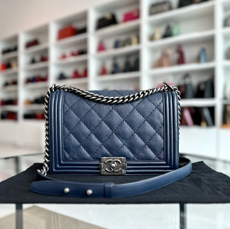 Chanel Lightweight Handbag for Daily ErrandsBoy New Medium 28CM Calfskin Leboy Dark Blue No 18