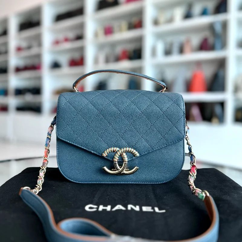 Chanel bags for the minimalist fashionCaviar Cuba Thread Around Blue GHW No 23