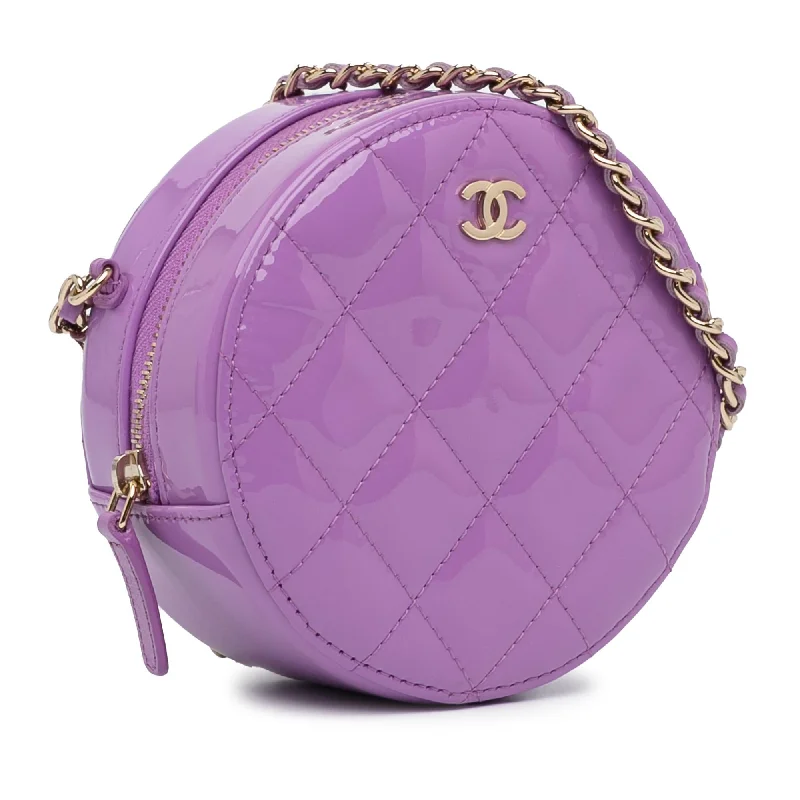 Chanel bags for women who love timeless fashionChanel CC Quilted Patent Round Clutch With Chain (g7ORNQ)