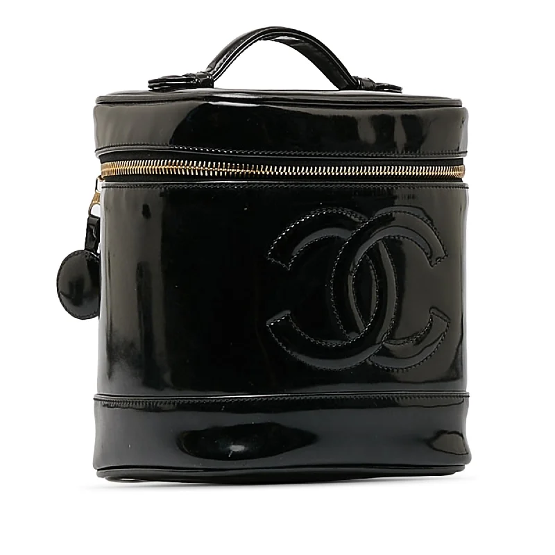 Chanel bags in luxury boutiques worldwideChanel CC Vanity Bag (H6E73G)