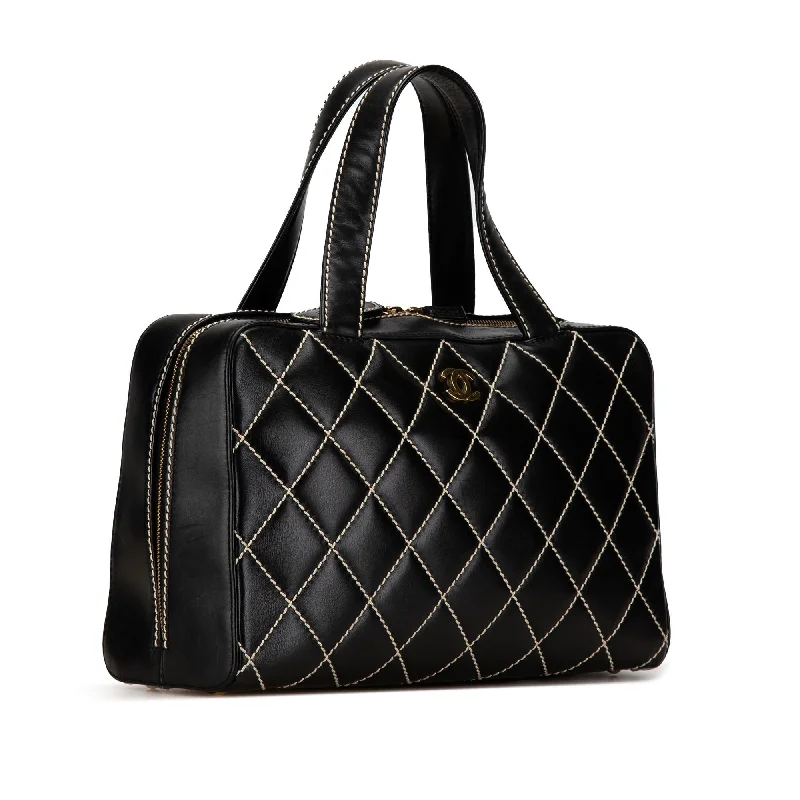 Chanel bags with classic and elegant designsChanel CC Wild Stitch Lambskin Handbag (SgvNml)