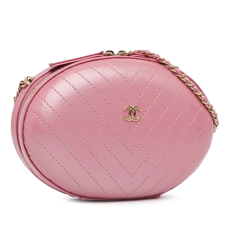 Chanel bags available in bold colors and patternsChanel Chevron La Pausa Evening Crossbody Bag (LyJ8RI)