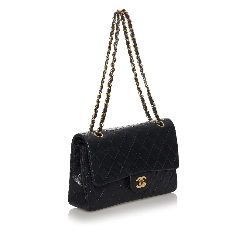 Chanel Vintage Inspired Handbag for Retro LoversChanel Classic Lambskin Leather Double Flap Bag (31282)