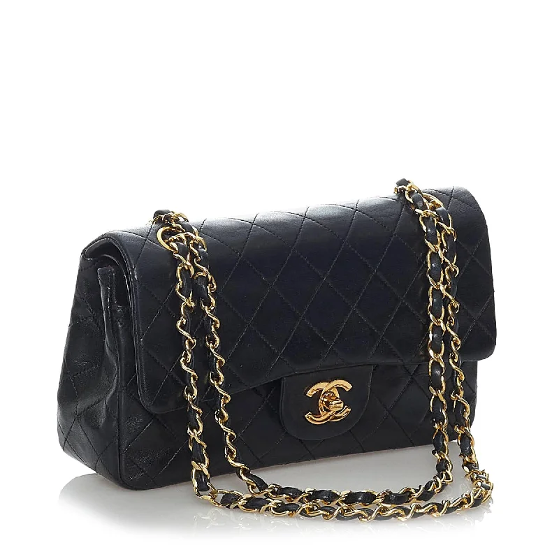 Chanel Black Handbag for Business MeetingsChanel Classic Lambskin Leather Double Flap Bag (31300)