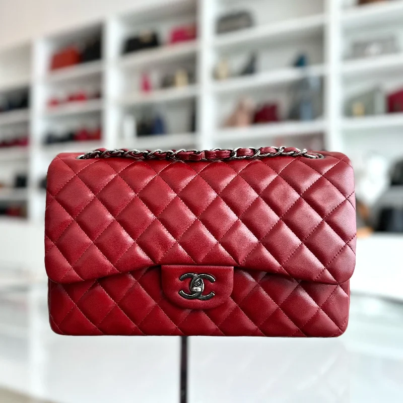 Chanel bags for those who value investment piecesJumbo Double Flap Lambskin Classic Flap Burgundy SHW No 15