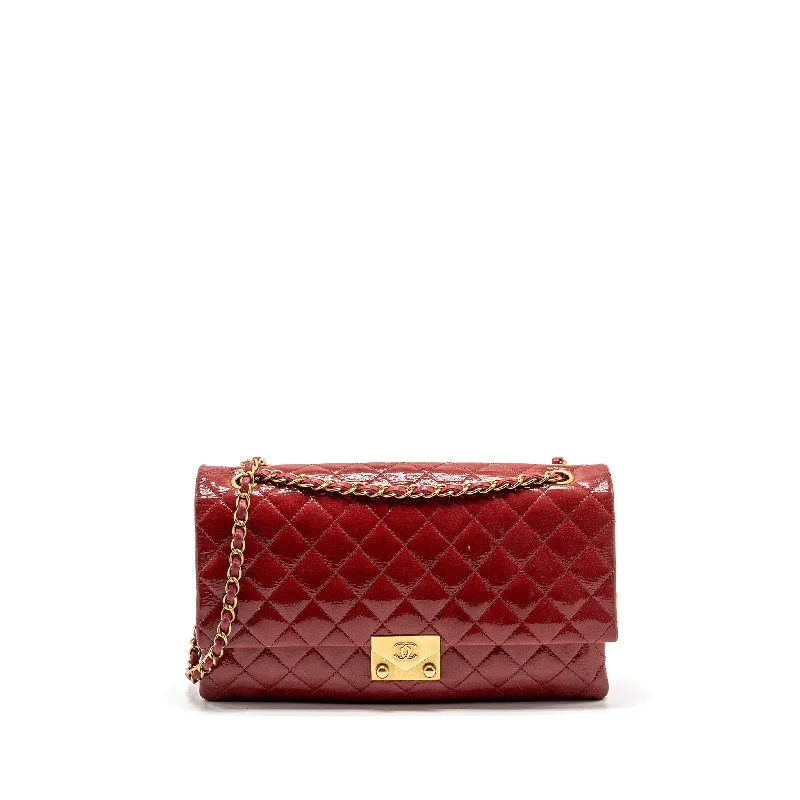 Chanel Small Crossbody Bag for TravelChanel Seasonal Flap Bag Patent Goatskin/Lambskin Red GHW