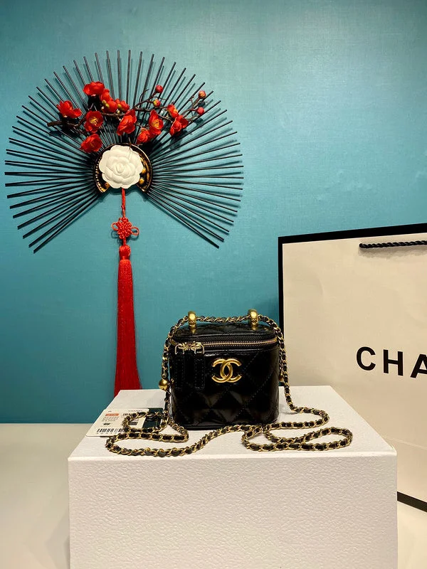 Chanel bags with modern touchesWF - Chanel Bags - 1633