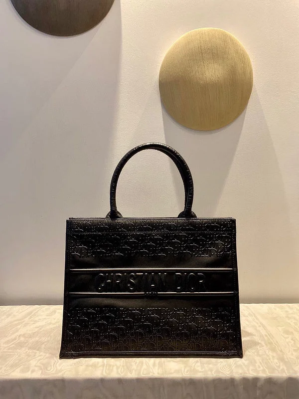 Contemporary Christian Dior handbags with a unique shapeBC - Dior Bags - 511