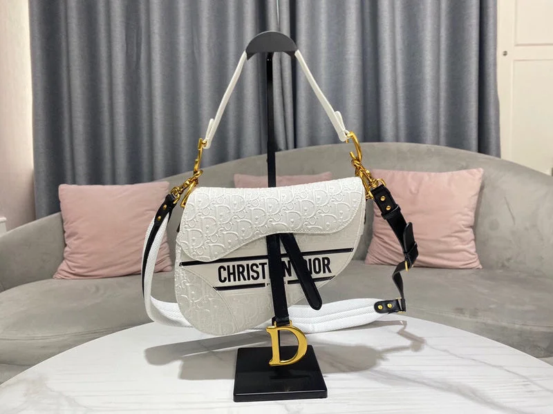 Fashion - forward Christian Dior tote bags for the modern womanDior Bag