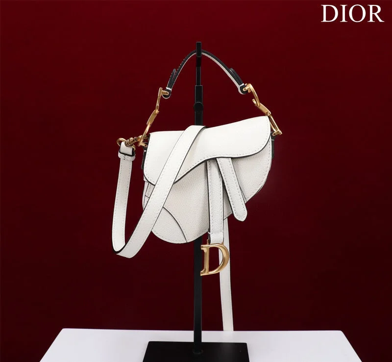 Christian Dior handbags with a removable shoulder strap for versatilityDior Bag