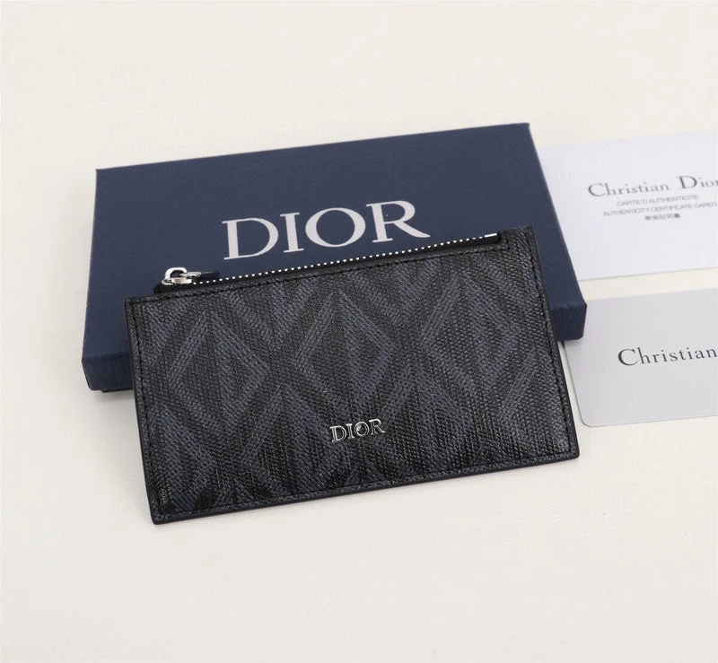 Christian Dior tote bags with a double - handle and shoulder - strap optionDior Bag