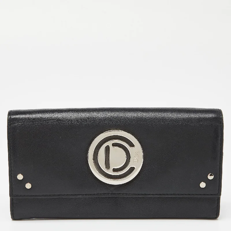 Stylish Christian Dior shoulder bags with a tassel - adorned zipperDIOR Black Leather Flap Continental Wallet