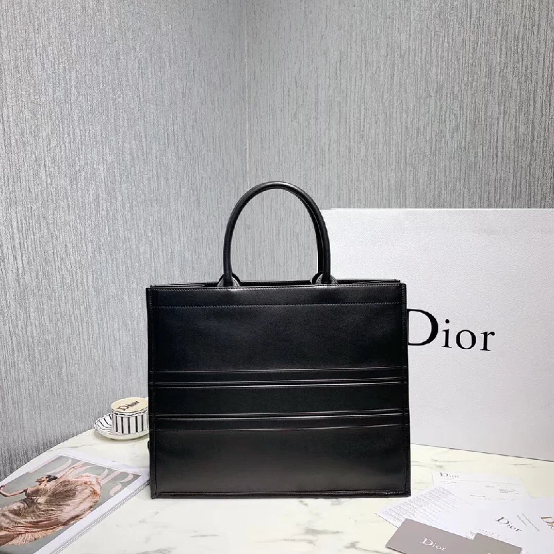 High - fashion Christian Dior bags with a geometric patternChristian Dior Book Tote In Black Smooth Calfskin