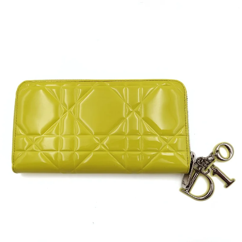 Christian Dior backpacks with a sleek, minimalist silhouetteChristian Dior Christian Lady wallet in yellow patent leather