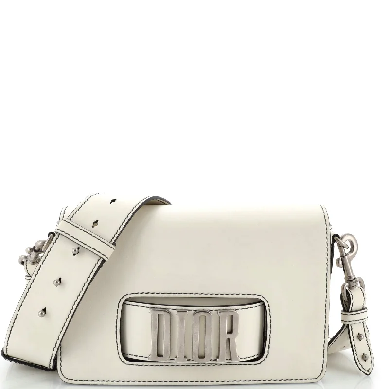 Christian Dior handbags with a removable shoulder strap for versatilityDio(r)evolution Flap Bag Leather Medium