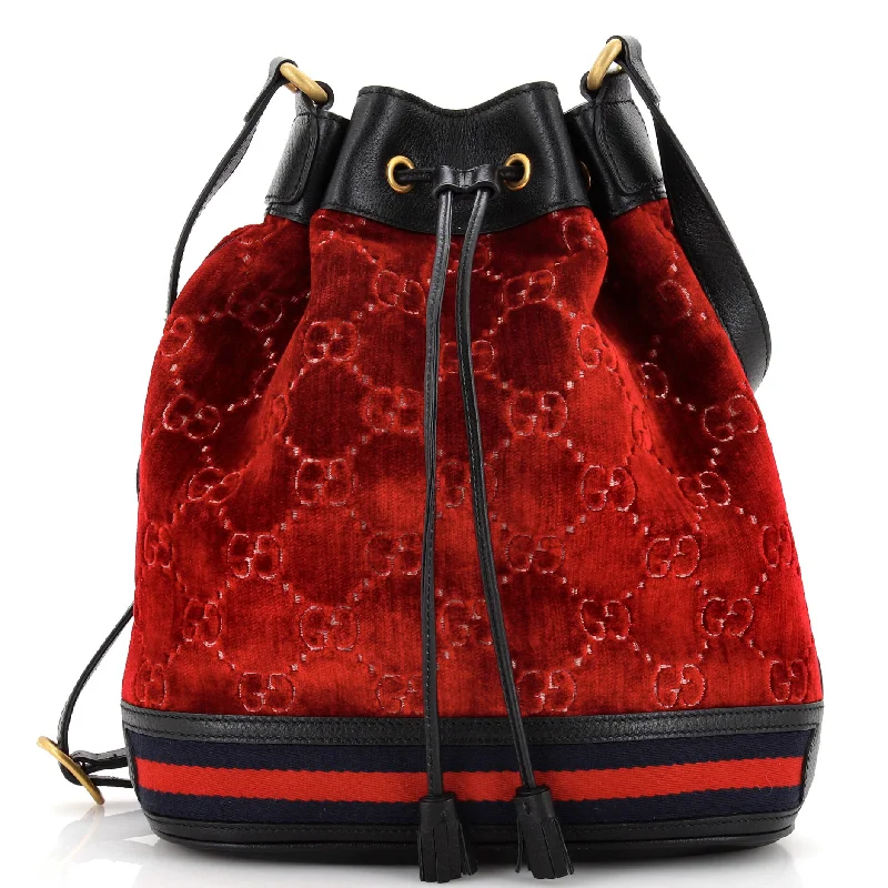 Ladies Gucci shoulder bags with a wide - width strapBucket Bag GG Velvet Medium