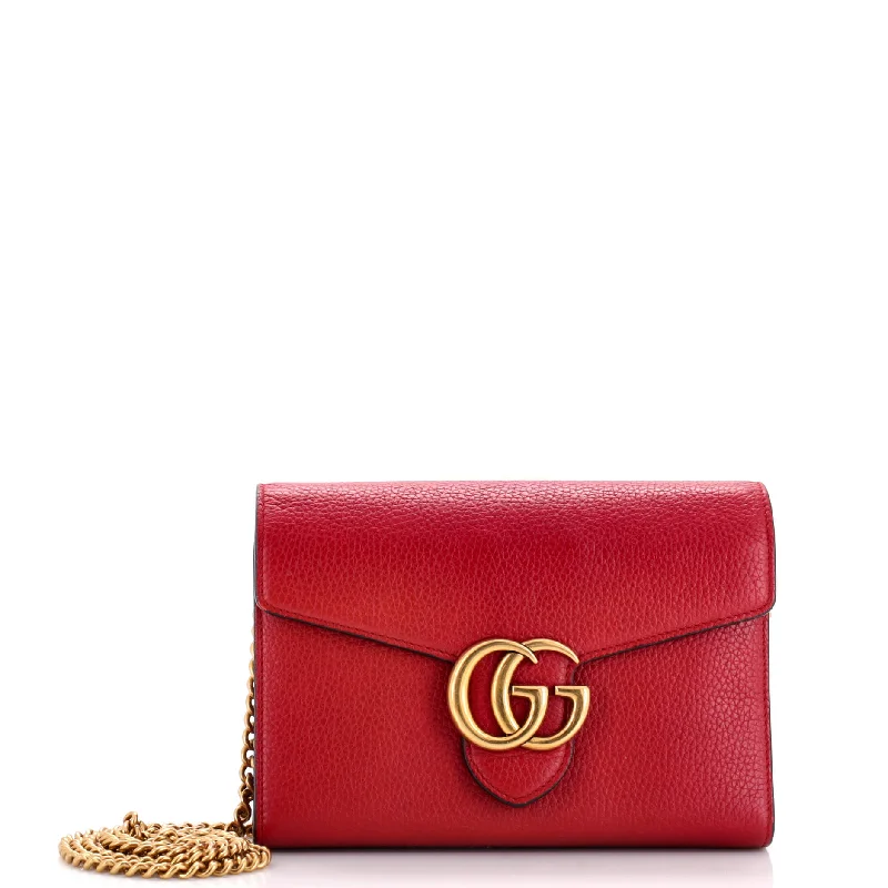 Gucci backpacks for women with a sleek silhouetteGG Marmont Chain Wallet Leather Mini