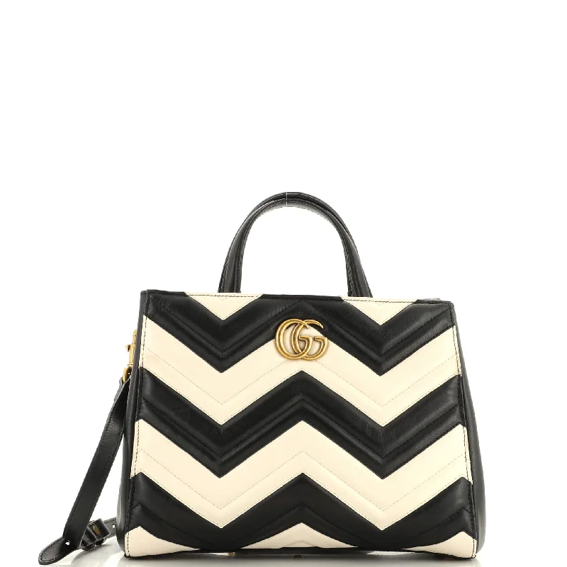 Women Gucci bags with a front - zip pocket for small itemsGG Marmont Tote Matelasse Leather Small