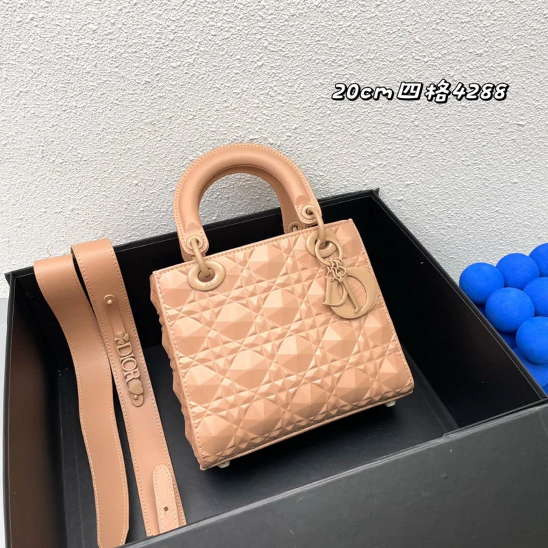 Christian Dior handbags with a detachable mirror for on - the - go touch - upsWF - Dior Bags - 256