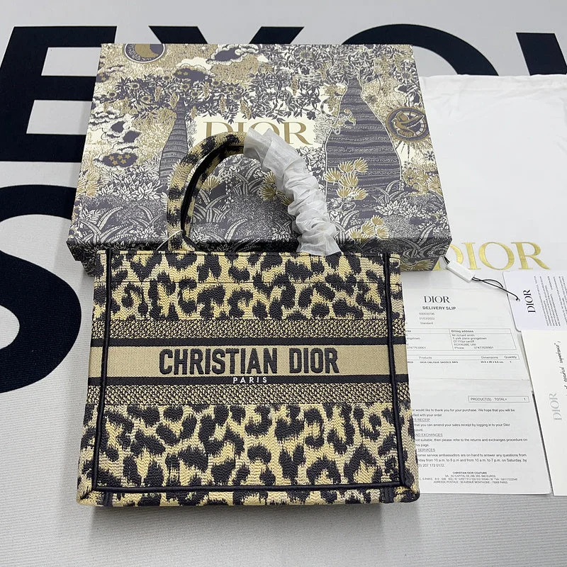 Fashion - forward Christian Dior tote bags for the modern womanWF - Dior Bags - 249